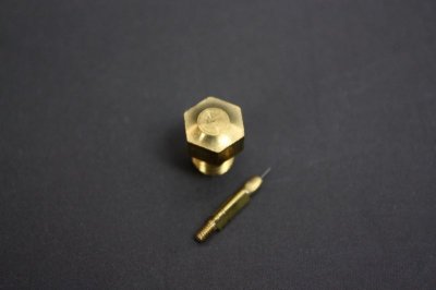 画像1: ペトロマックス 150HK 純正ニードル＆ニップル 2点セット/Petromax 