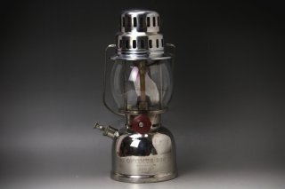 OPTIMUS(オプティマス)の名品ランタン“1550”未使用品でレッド