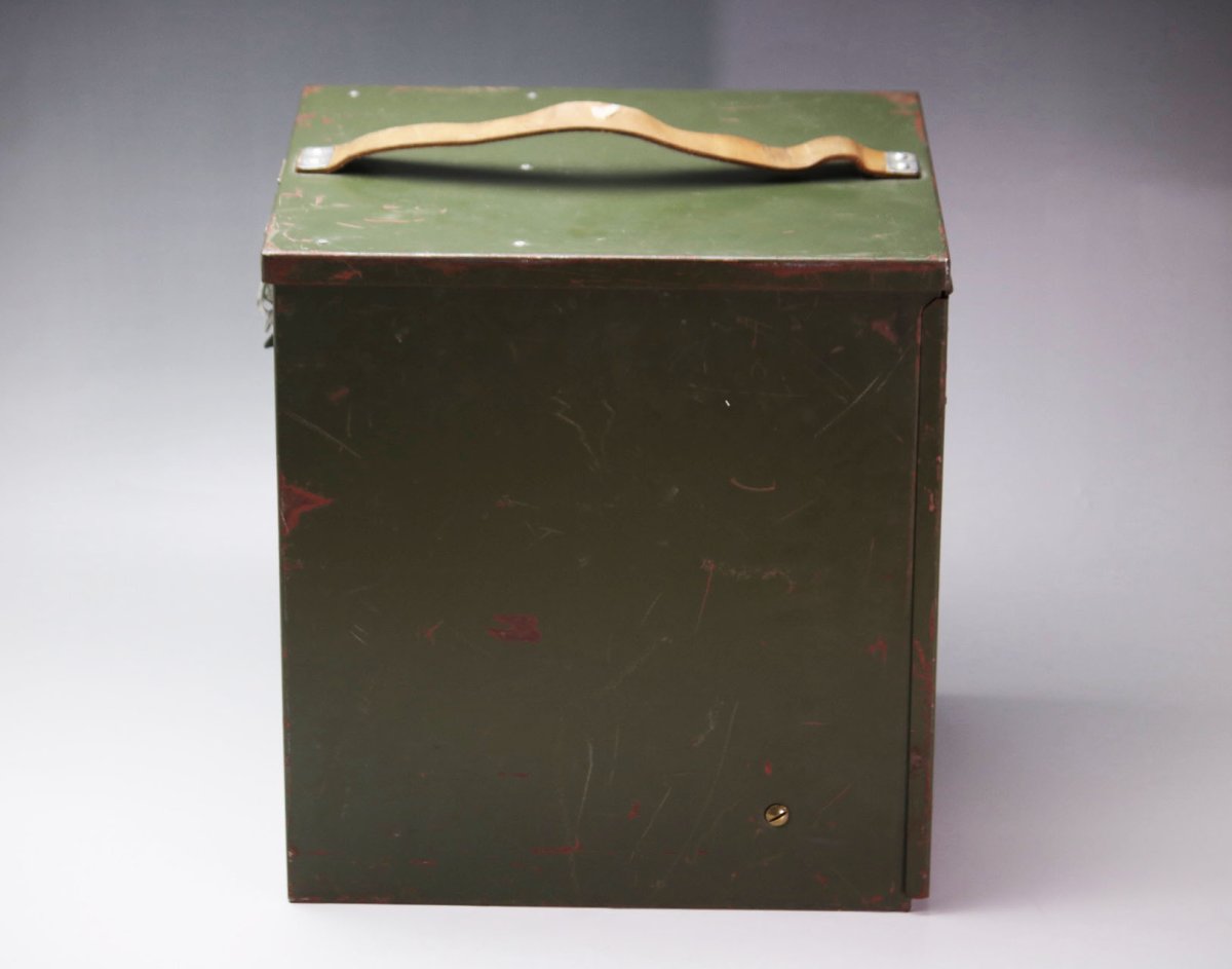 画像11: KOKUTRUSTNING 10/s  M8210-111000/スウェーデン軍 備品付き (11)