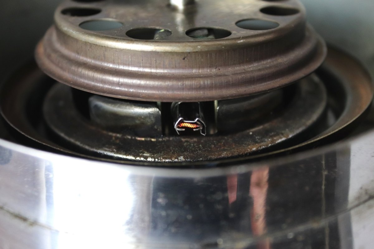 画像10: Aladin シルバークイーン/アラジン 反射式 石油ストーブJ-300001 (10)