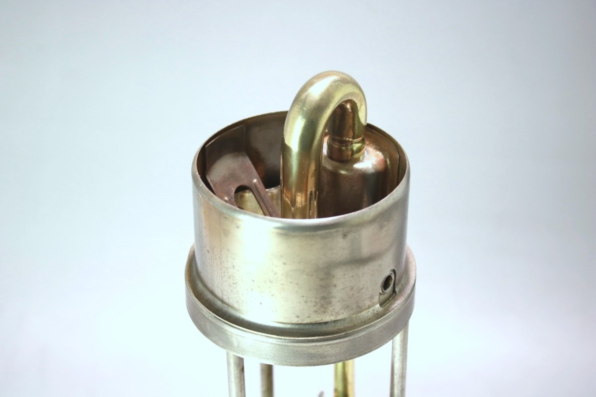 画像12: Optimus 930 Sweden/オプティマスランタン【真鍮ノズル 圧力計 他パーツ付】 (12)