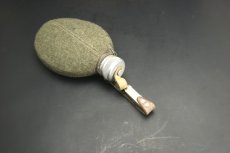 画像3: Sweden Army flaska/ スウェーデン軍 フェルトカバー付 アルミ水筒【未使用 】カーキ (3)