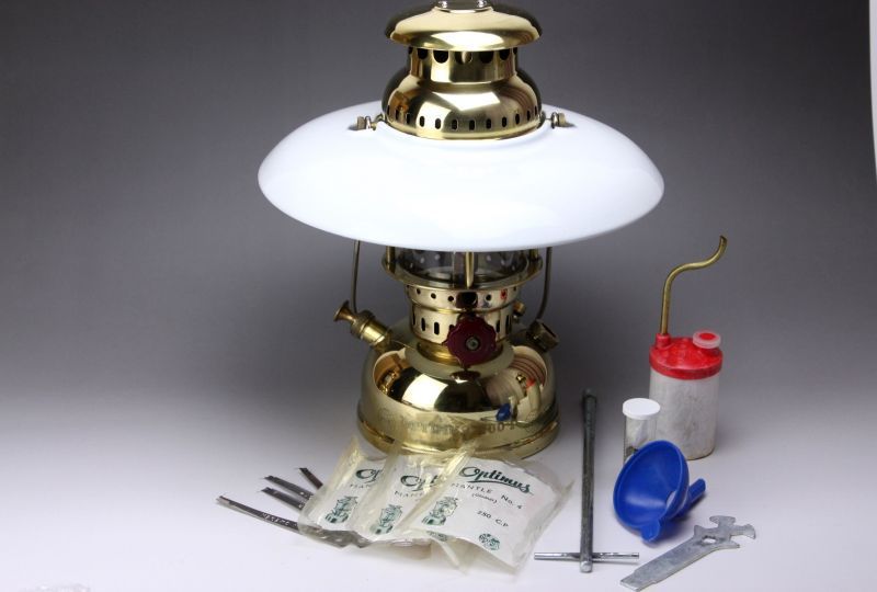 画像2: Optimus 1200 kerosene lantern Sweden/オプティマス ランタン【未使用】 (2)