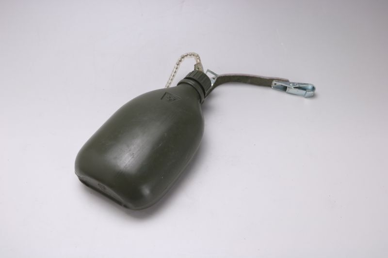 画像1: Sweden Army/ flaska スウェーデン軍 水筒 未使用   (1)