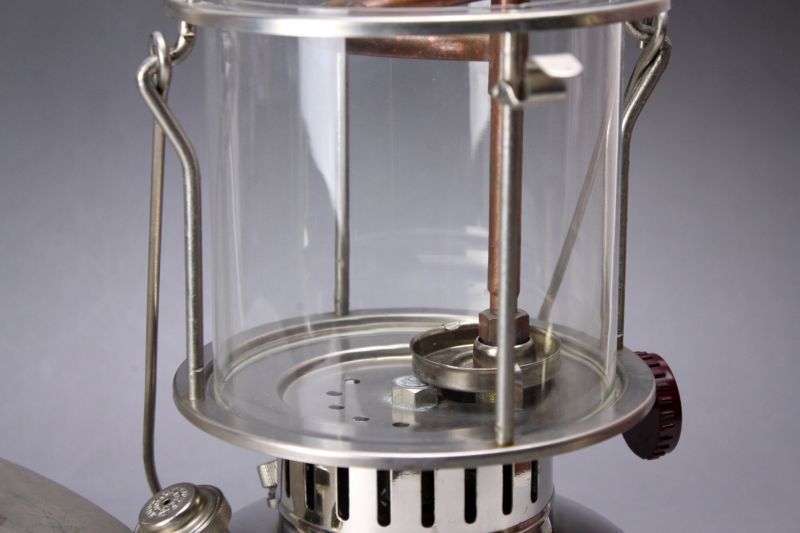 Radius kerosene lantern