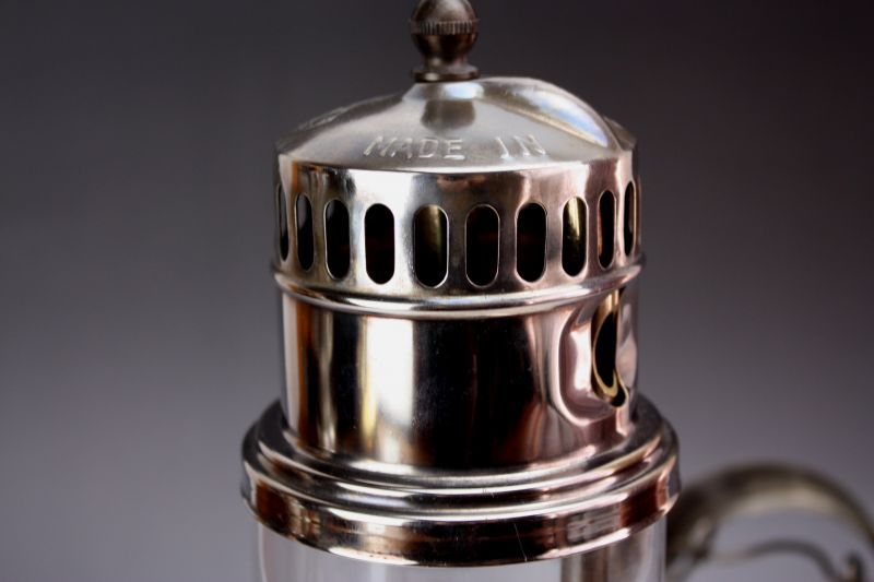 Radius kerosene lantern